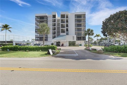 apt-162-10420 Gulf Shore Dr, NAPLES, FL, 34108-2080 | Card Image