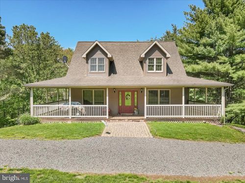 172 Golf Course Rd, SUGARLOAF, PA, 18249-3502 | Card Image