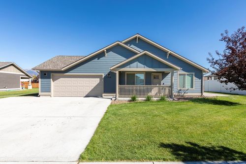 1712 Shelby Ave, Belgrade, MT, 59714-4241 | Card Image