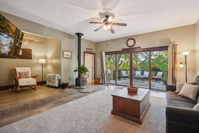 Here you can see the reading/sitting nook of this room. | Image 21