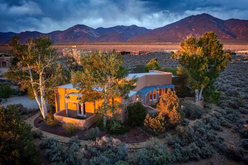37 Mirlo Rd, El Prado, NM, 87529-7552 | Card Image