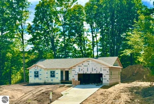 997 Birmley Estates Dr, Traverse City, MI, 49696 | Card Image