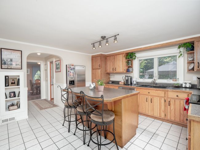 2 E Dunstable Rd, House other with 3 bedrooms, 2 bathrooms and null parking in Nashua NH | Image 13