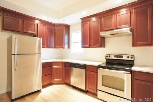 3-9 Glenwood Ave, Norwalk, CT, 06854-1504 | Card Image
