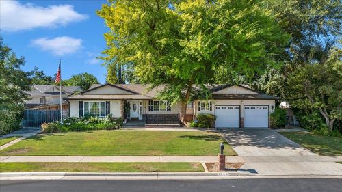 1649 W Menlo Ave, Fresno, CA, 93711-1332 | Card Image