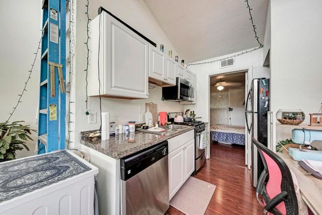 APT-15 - 1010 W 23 Rd St, Condo with 1 bedrooms, 1 bathrooms and 1 parking in Austin TX | Image 11