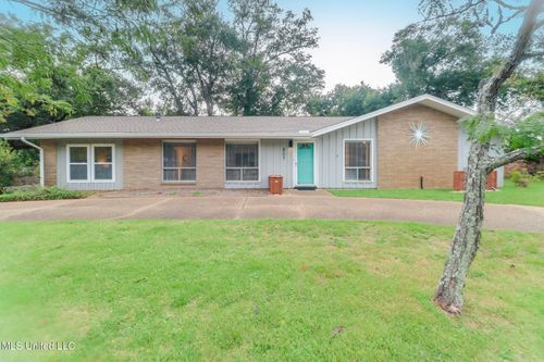 807 Mills Ave, Gulfport, MS, 39501-1230 | Card Image