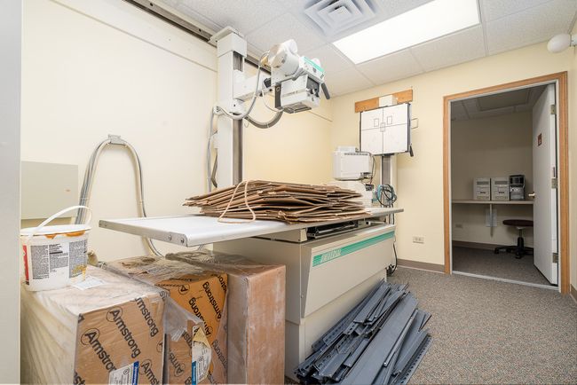 Office that is used as storage at the moment | Image 28