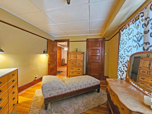 527 Main St, Enosburg Falls, VT, 05450-6010 | Card Image