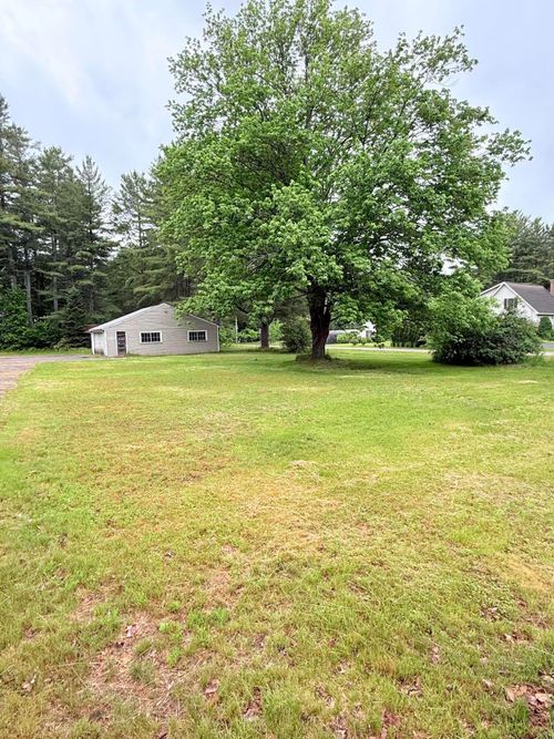 84 Jenkins Rd, Saco, ME, 04072-9615 | Card Image