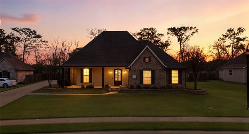 470 Long Acre Dr, Bossier City, LA, 71111-8229 | Card Image