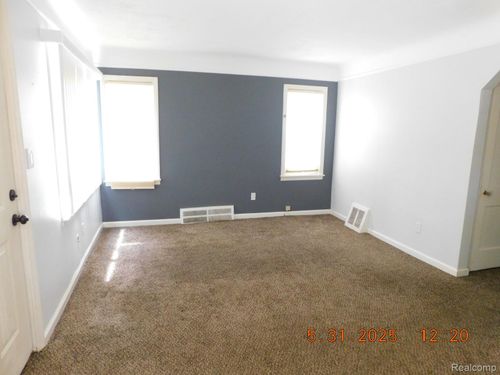 1820 Buckingham Ave, Lincoln Park, MI, 48146-3508 | Card Image