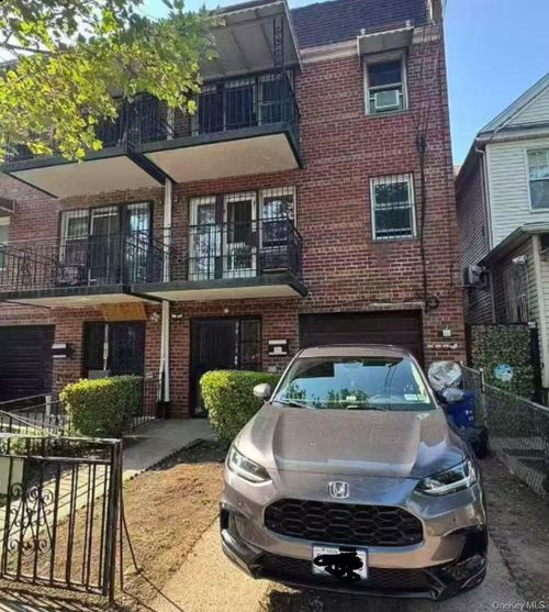 94-18 53rd Ave, Elmhurst, NY, 11373-4612 | Card Image