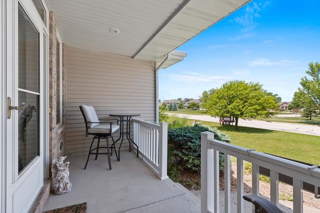 1374 Angels Path, House other with 5 bedrooms, 4 bathrooms and null parking in LEDGEVIEW WI | Image 4