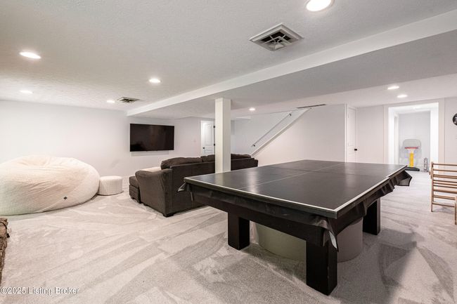 2918 Spickert Knob Rd, House other with 5 bedrooms, 4 bathrooms and null parking in Floyds Knobs IN | Image 56