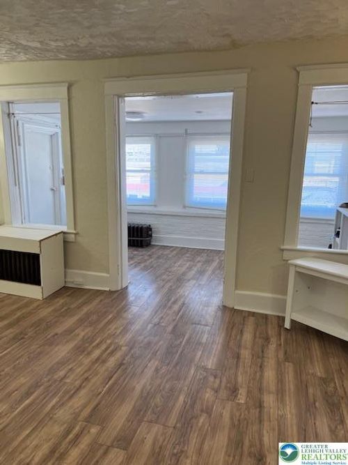 b-218 Cattell St, EASTON, PA, 18042-7604 | Card Image