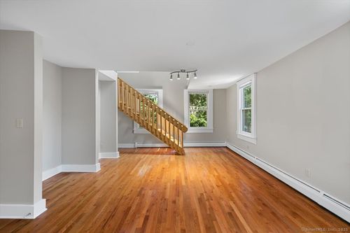 500 Chapel St, New Haven, CT, 06511-6901 | Card Image