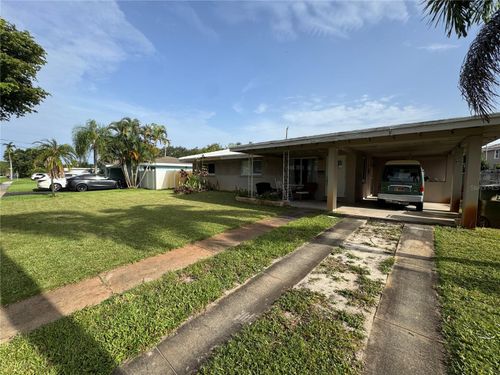 2160 Ne 53rd St, Fort Lauderdale, FL, 33308-3137 | Card Image