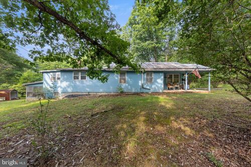 5111 Crooked Run Rd, MOUNT JACKSON, VA, 22842-3364 | Card Image