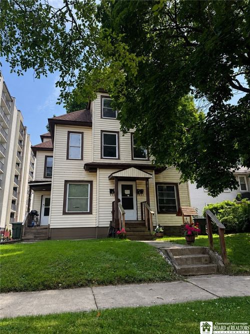 414 Jefferson St, Jamestown, NY, 14701-4880 | Card Image
