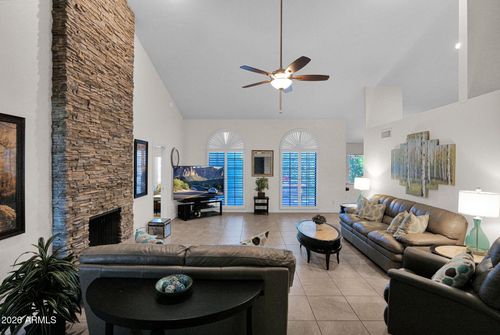16614 N 63rd St, Scottsdale, AZ, 85254-1378 | Card Image