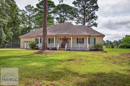 983 W Pine St, Hinesville, GA, 31313-5186 | Card Image