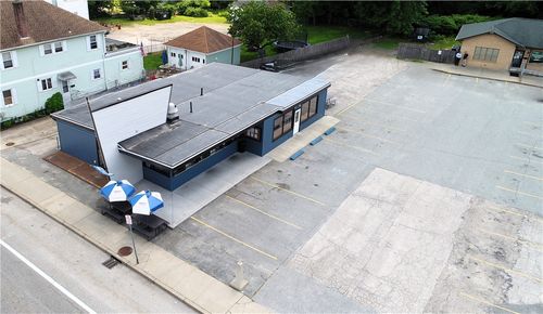 923 Main St, West Warwick, RI, 02893-3510 | Card Image