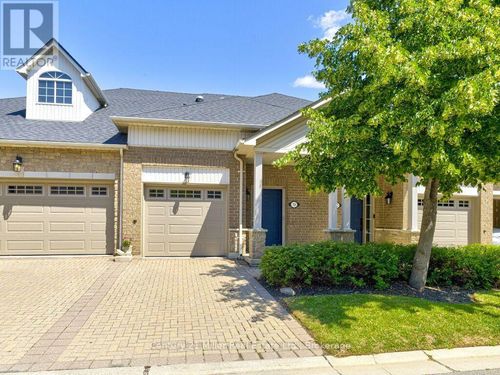 19-1169 Dorval Dr, Oakville, ON, L6M4V7 | Card Image