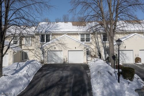 28 Peregrine Pt, Newton, NJ, 07860-1428 | Card Image