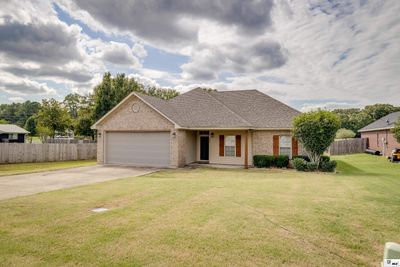 105 Curry Creek Drive, House other with 3 bedrooms, 2 bathrooms and null parking in Calhoun LA | Image 3