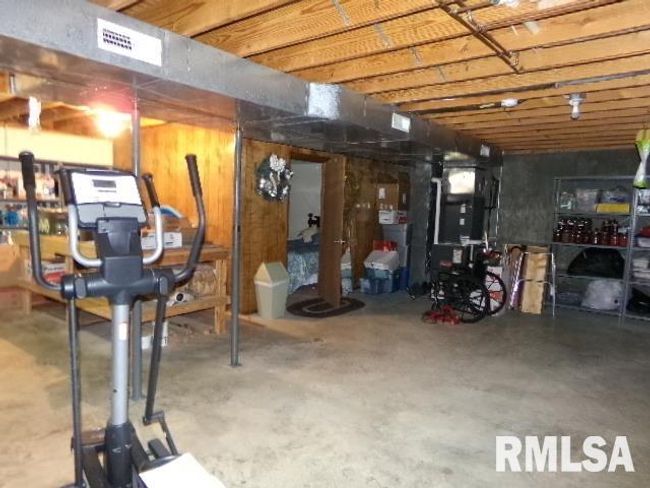 2225 Route 34, House other with 4 bedrooms, 2 bathrooms and null parking in Rosiclare IL | Image 46