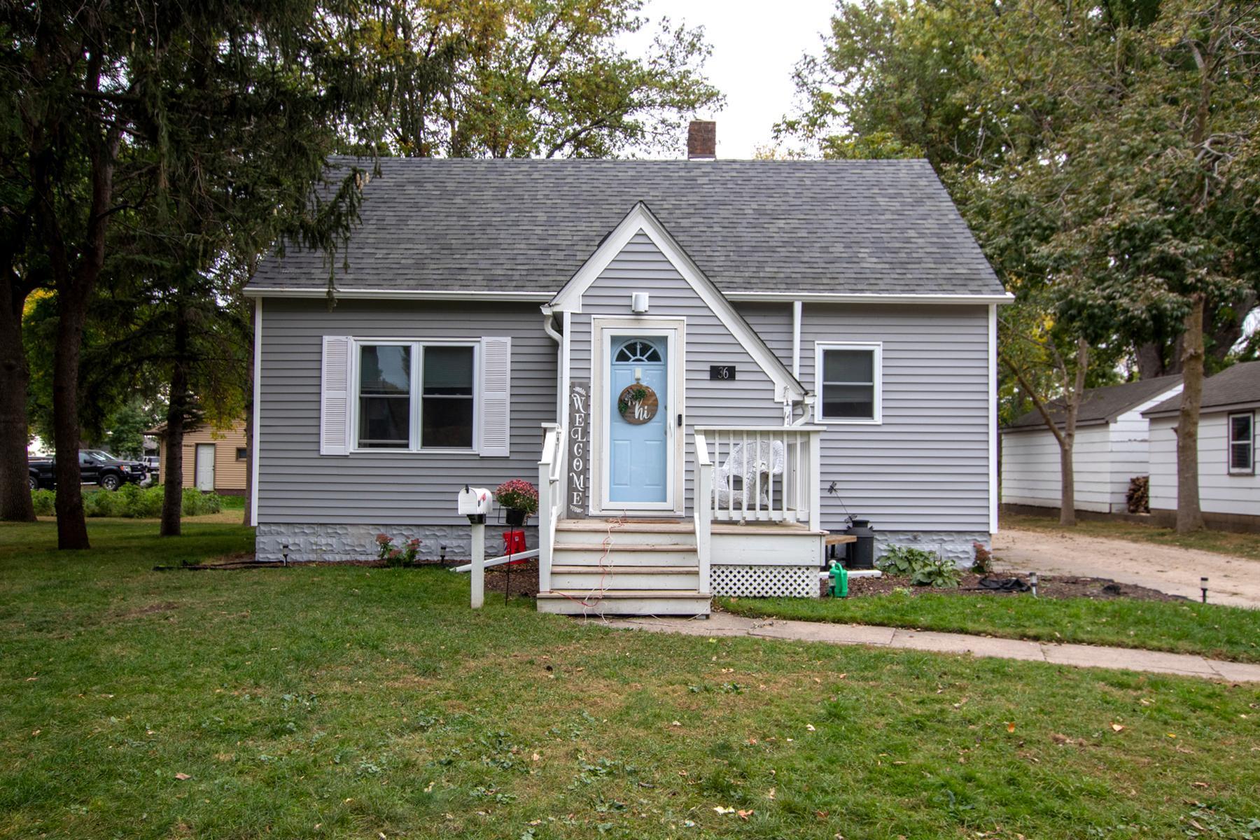 5th Ave, Hutchinson, MN 55350