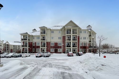 423-80 Aspen Springs Dr, Clarington, ON, L1C0V4 | Card Image