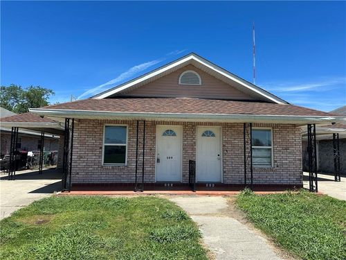 509&511 E Genie Street, Chalmette, LA, 70043 | Card Image