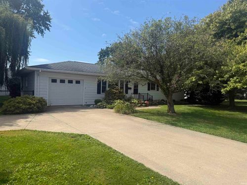 606 E Main St, Fowler, IN, 47944-1367 | Card Image