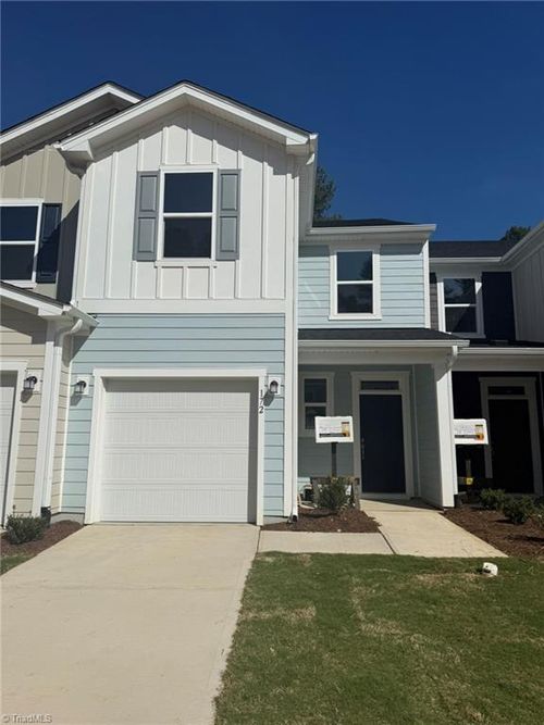 172 Parker Ln, Mebane, NC, 27302-7616 | Card Image