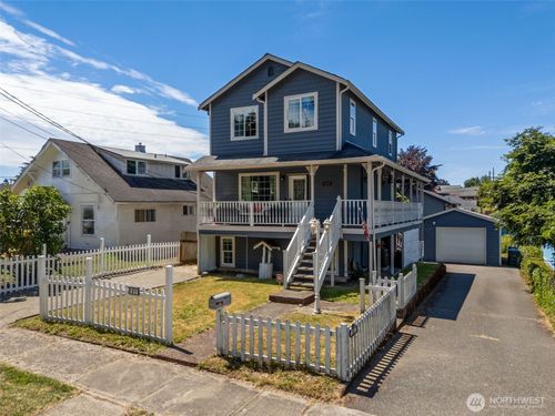 1011 Pennsylvania Ave, Bremerton, WA, 98337-1140 | Card Image