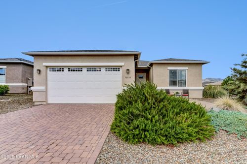 12935 E Ramos St, Dewey, AZ, 86327-8249 | Card Image