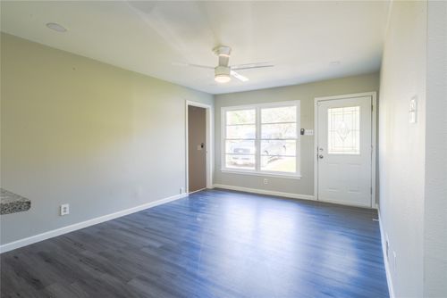 920 S Austin St, Sherman, TX, 75090-7822 | Card Image