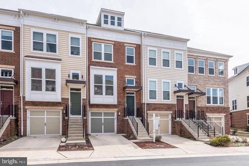 42639 New Dawn Ter, BRAMBLETON, VA, 20148-8083 | Card Image