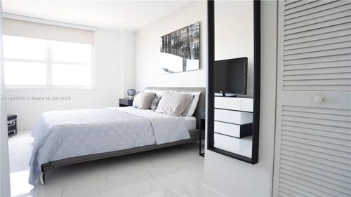apt-909-90 Alton Rd, Miami Beach, FL, 33139-6880 | Card Image