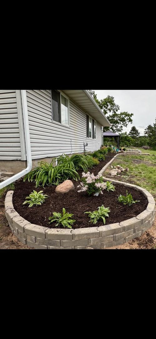 15661 Lexington Ave Ne, Ham Lake, MN, 55304-5916 | Card Image