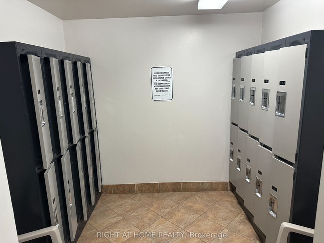 1406 - 300 Webb Dr, Condo with 3 bedrooms, 2 bathrooms and 1 parking in Mississauga ON | Image 35