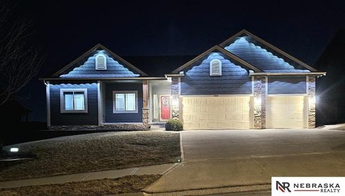 17425 Redman Ave, Omaha, NE, 68116-1153 | Card Image