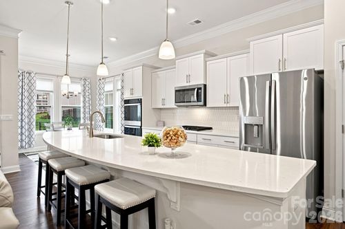 8125 Warford Little Rd, Denver, NC, 28037-7946 | Card Image