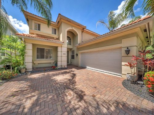 726 Gazetta Way, West Palm Beach, FL, 33413-1057 | Card Image