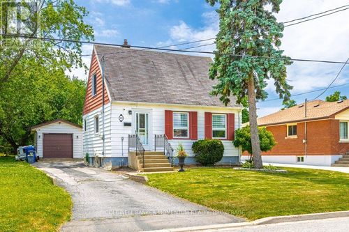313 Highland Ave, Fort Erie, ON, L2A2Y1 | Card Image