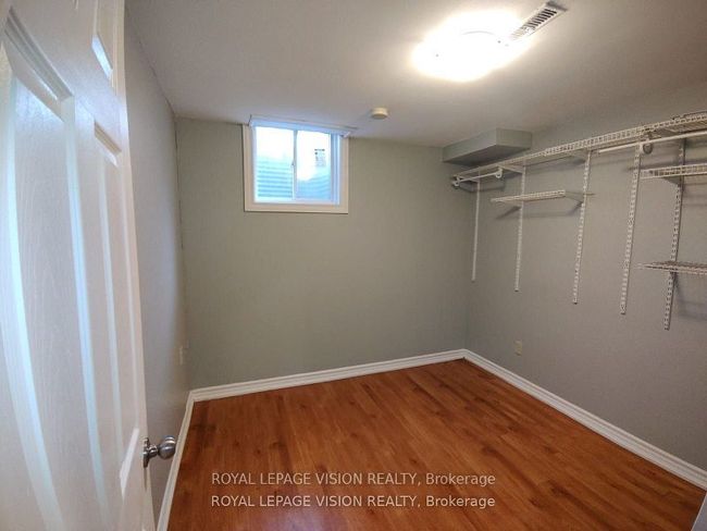 LOWER - 738 Stonepath Cir, House attached with 1 bedrooms, 1 bathrooms and 1 parking in Pickering ON | Image 8