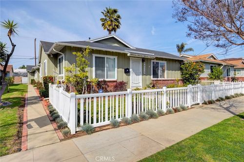 24359 Pennsylvania Ave, Lomita, CA, 90717-1025 | Card Image