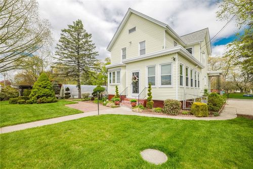 18 Central Ave, Seekonk, MA, 02771-4120 | Card Image